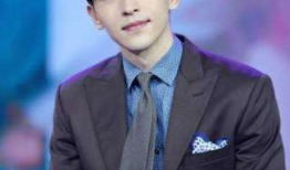 邓伦短视频,展现多面魅力，演绎青春活力